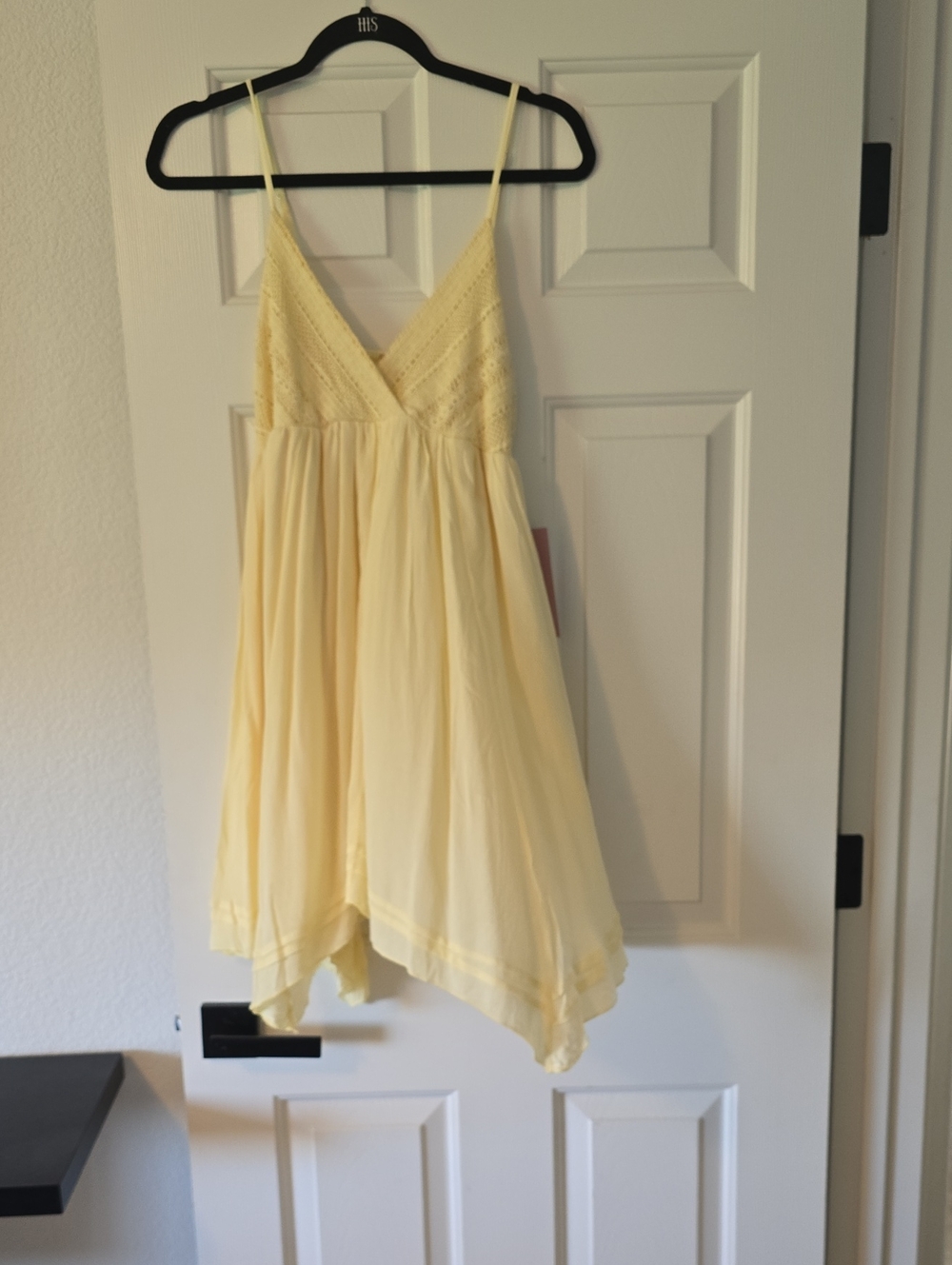 Faded Rosw Yellow Spaghetti Strap Sundress Sz Lg Nwt
